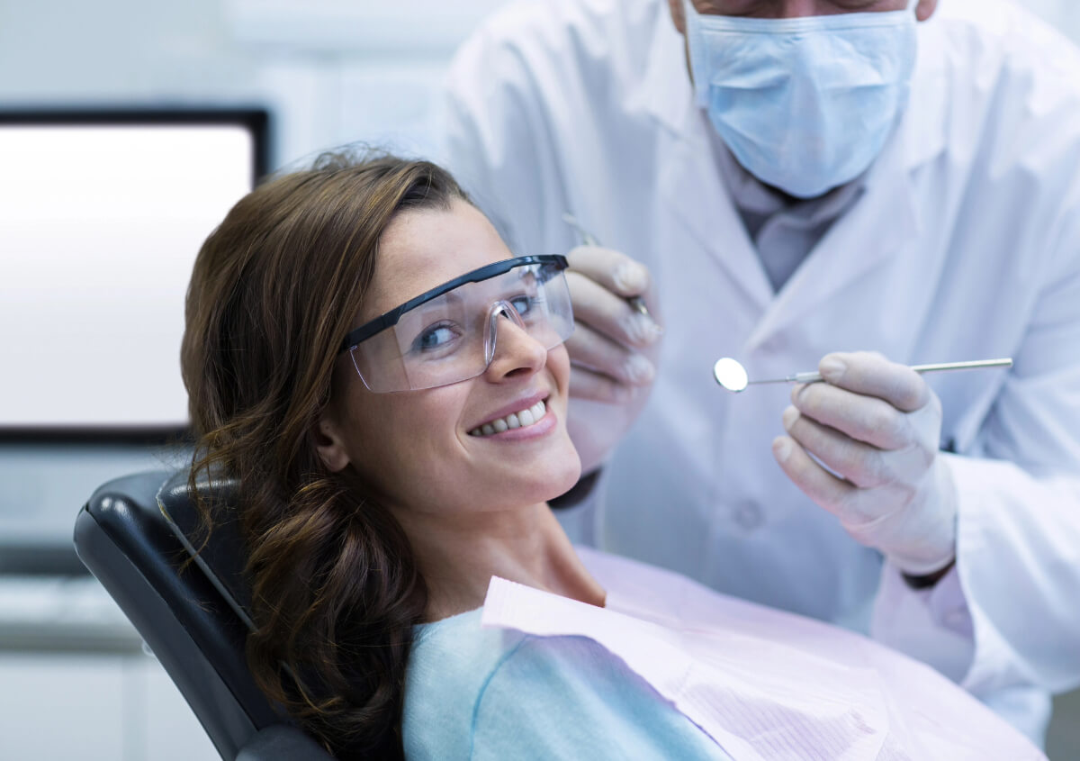 Does periodontal disease cause bad breath?